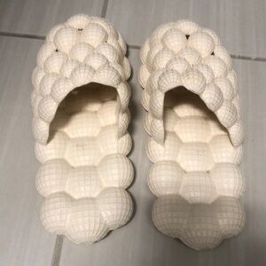Bubble shoes